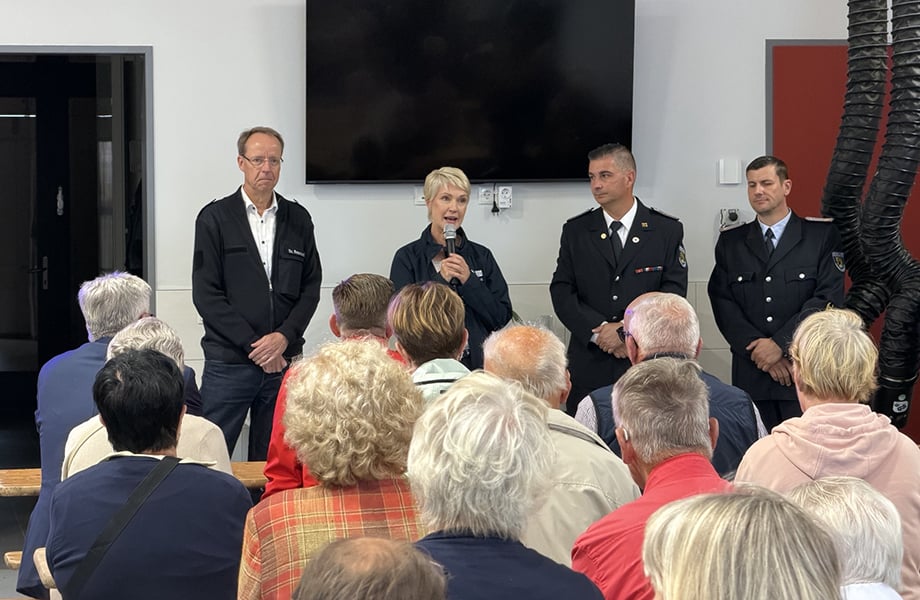 Feierliche Übergabe Feuerwehrgebäude Lenschow
