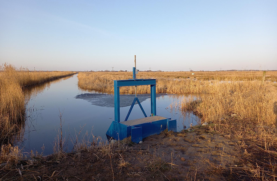 Stauwehr im Polder Bargischow